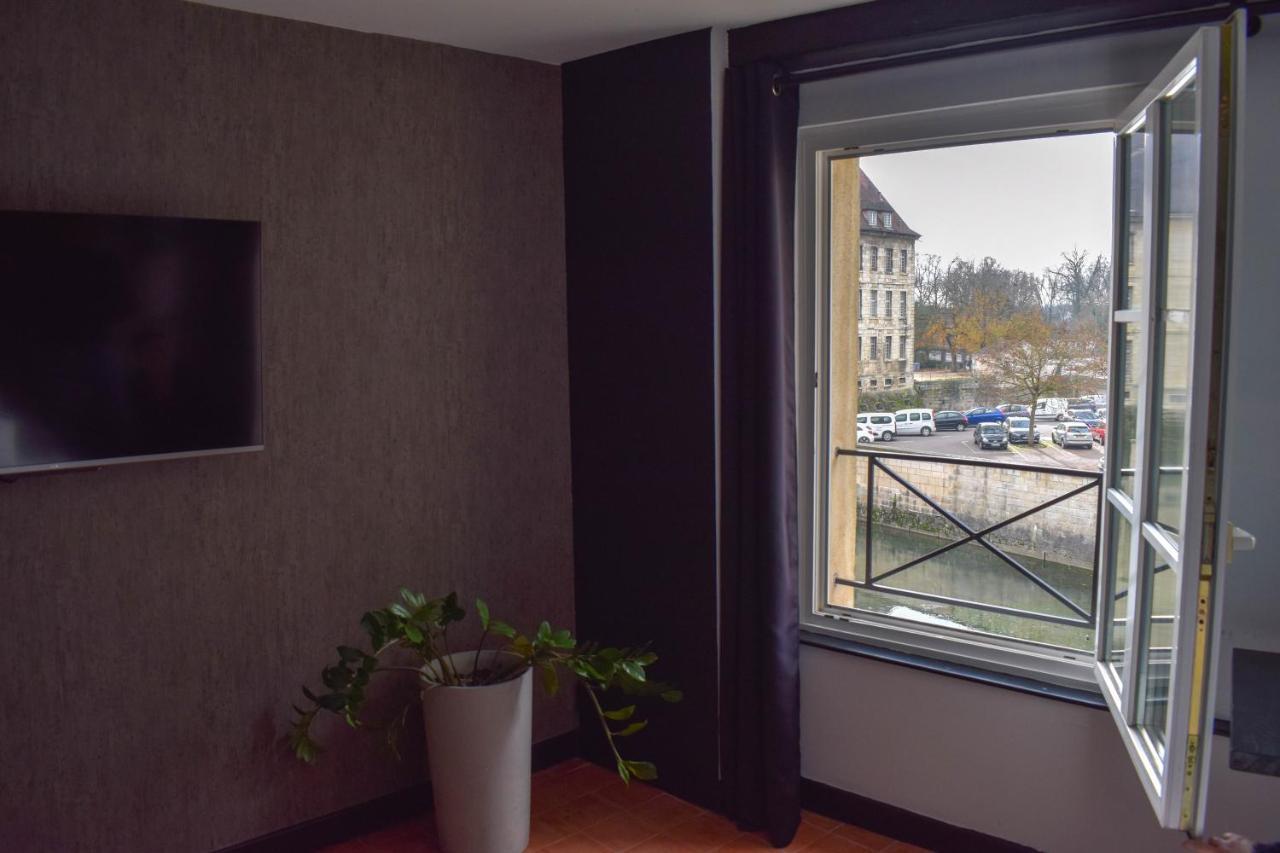 Studio Au Moulin " Design Noir " Vue Unique Dole Zewnętrze zdjęcie